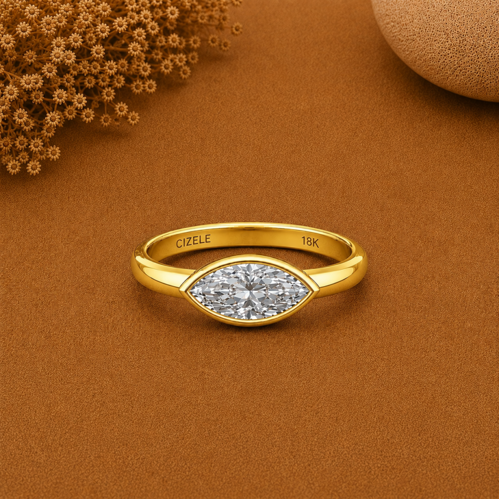 East West, a CIZELE ring design